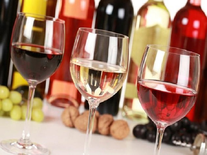 phân biệt rượu vang thông qua màu sắc của rượu vang